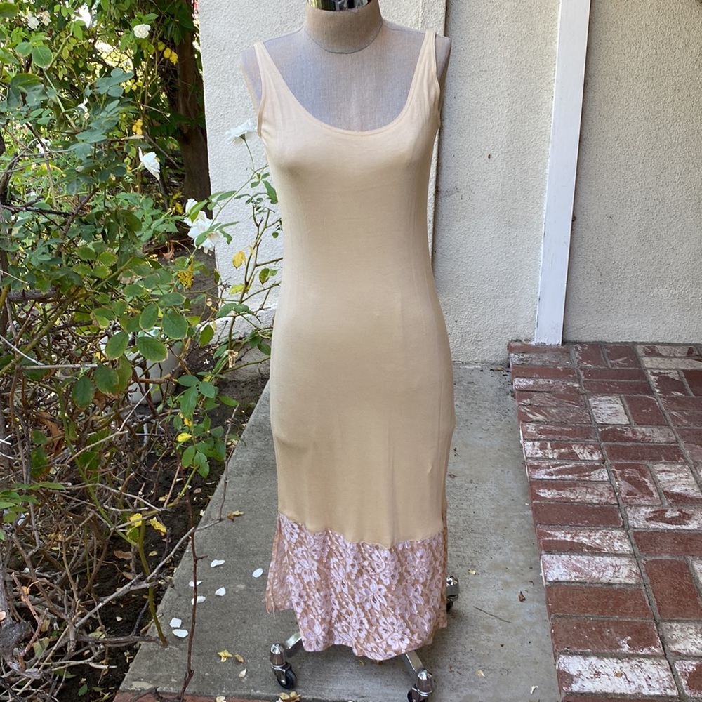 FINAL FRENCH ROSE VINTAGE LACE DRESS - Picture 13 of 15
